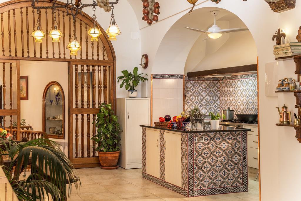 Villa Oliviero Позитано Стая снимка